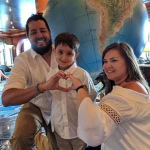 Meet your Posher, Adam